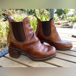 Frye Chelsea Boot